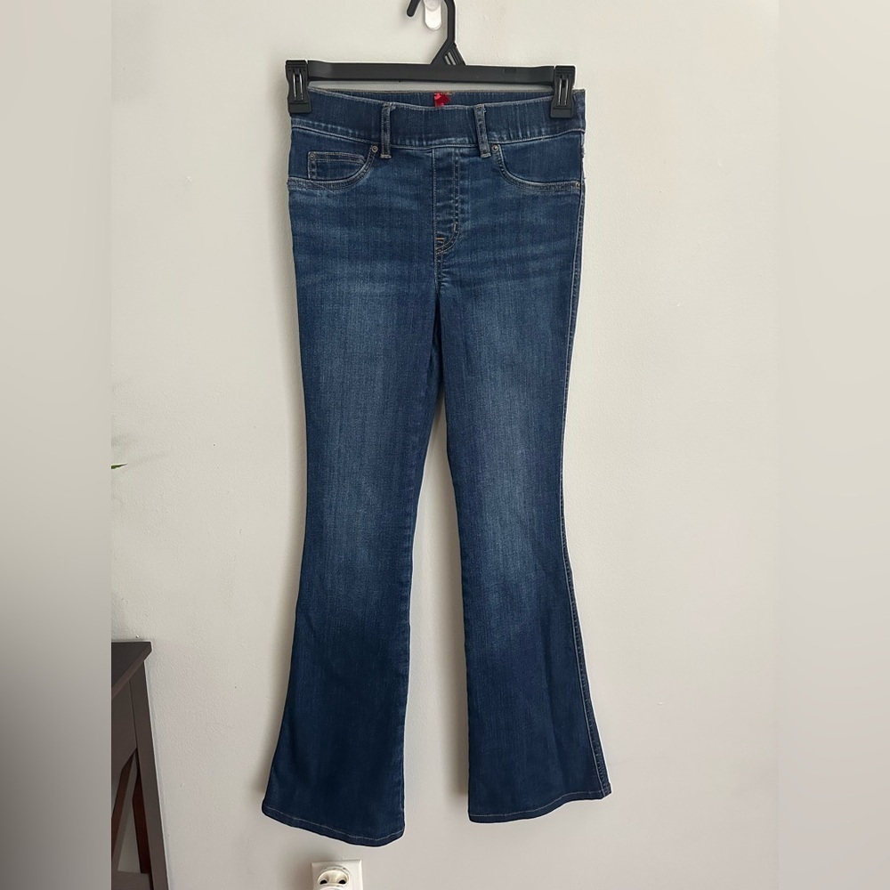SPANX Flare Stretch High Rise Pull-On Jeans Size Small